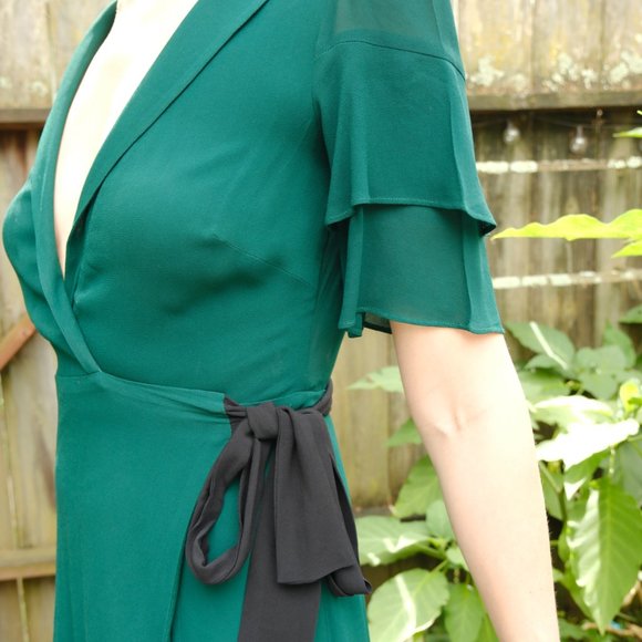 Reformation Layley Dress - Picture 2 of 8